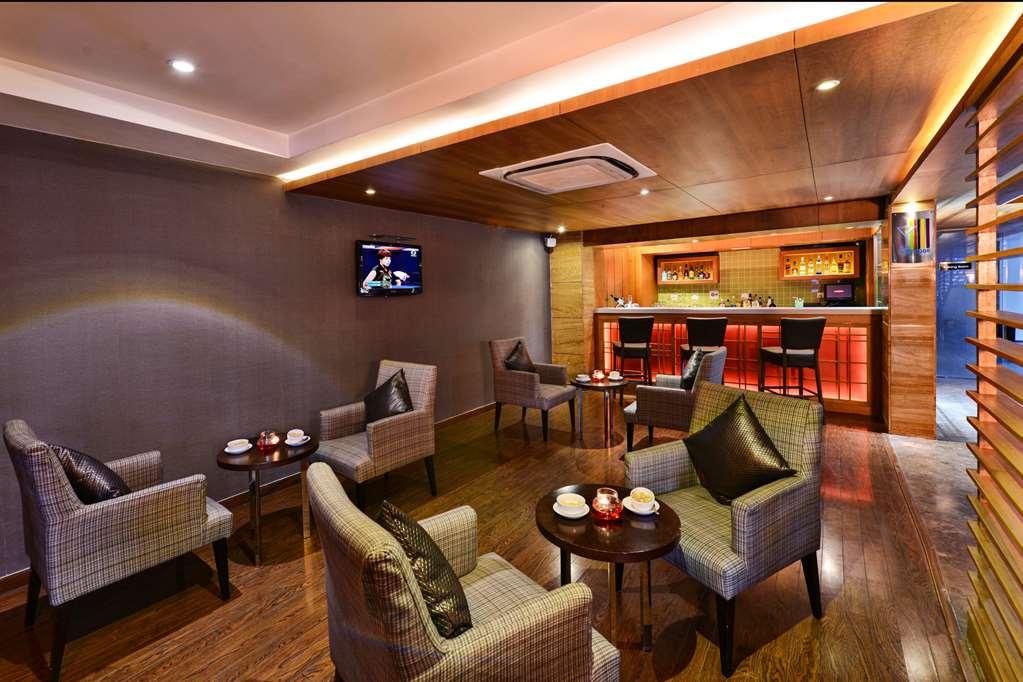 Quality Inn Gurgaon Restaurang bild