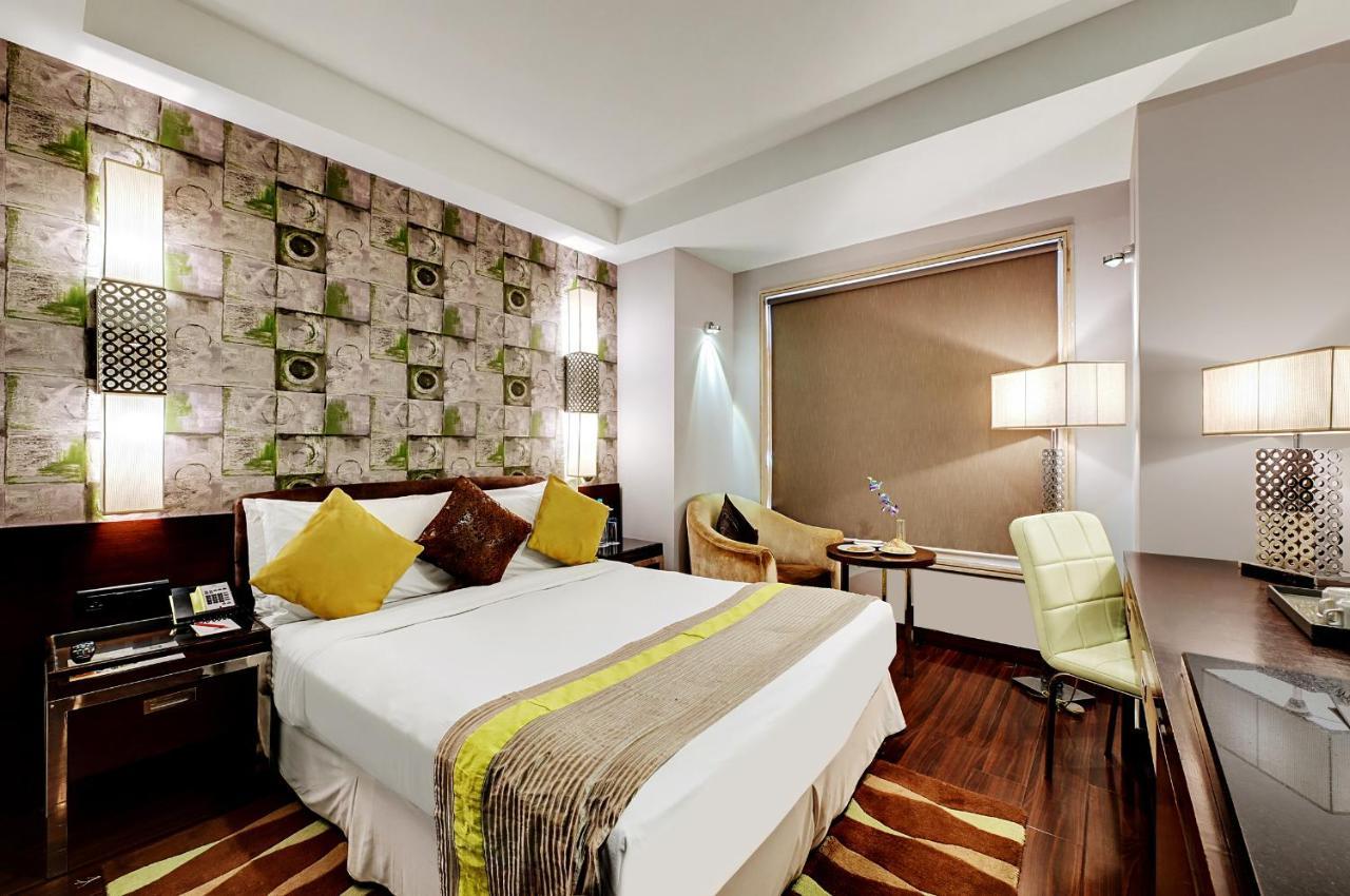 Quality Inn Gurgaon Exteriör bild