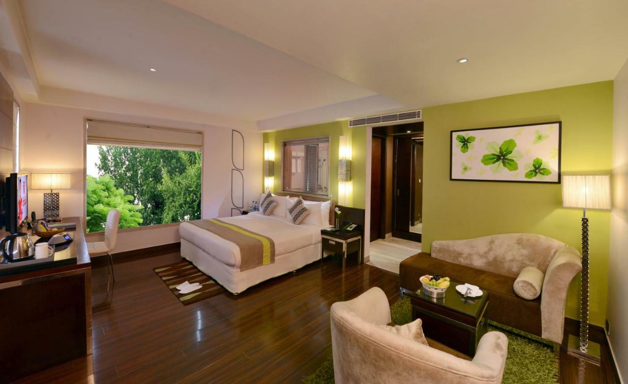 Quality Inn Gurgaon Exteriör bild