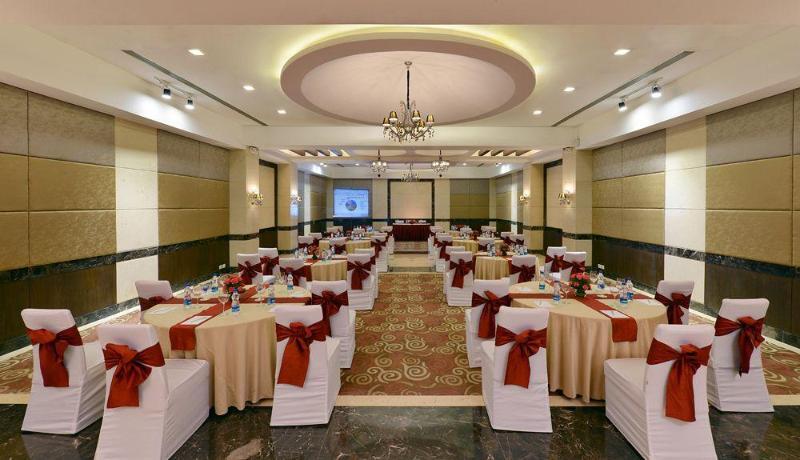 Quality Inn Gurgaon Exteriör bild
