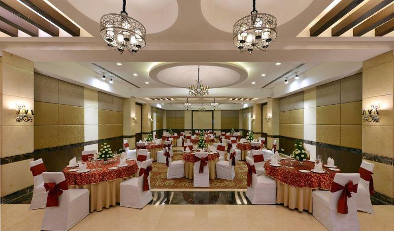 Quality Inn Gurgaon Exteriör bild